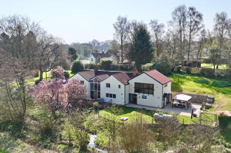 5 bedroom detached house for sale