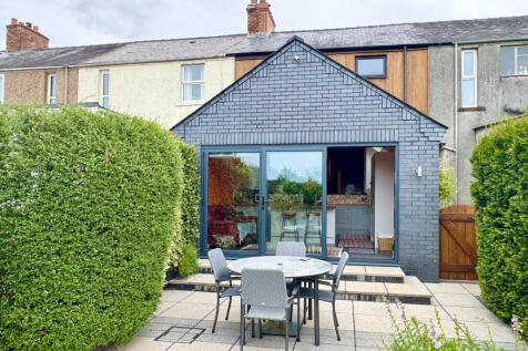 Tutnalls Street, Lydney... 3 bed terraced house for sale