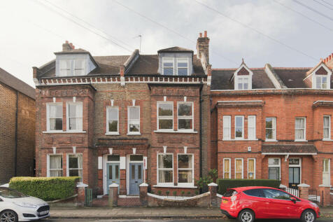 4 bedroom town house for sale