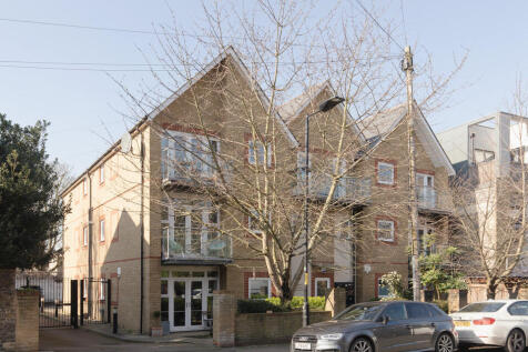 2 bedroom flat for sale