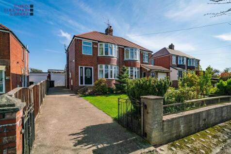 Worry Goose Lane, Whiston, Rotherham 3 bed semi
