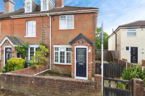 Church Road, Bishopstoke, Eastleigh 2 bed end of terrace house for sale