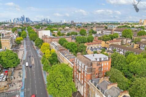 Tredegar House, Bow 2 bed apartment for sale