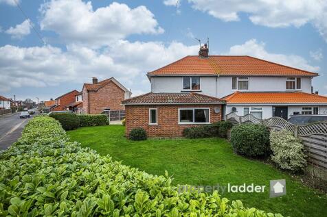 2 bedroom semi-detached house for sale