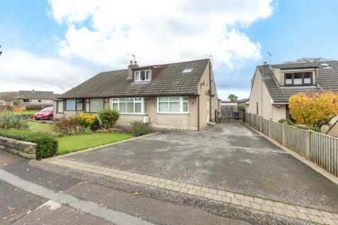 3 bedroom semi-detached bungalow for sale