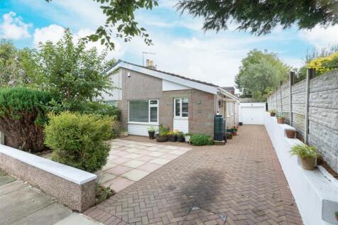 2 bedroom semi-detached bungalow for sale