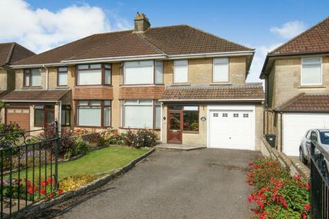 5 bedroom semi-detached house for sale