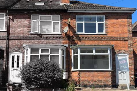 Richmond Road, Aylestone LE2 2 bed terraced house for sale