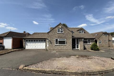 Wye Dean Drive, Wigston LE18 5 bed detached bungalow for sale