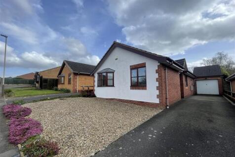 Gilmorton Avenue, Glen Parva LE2 3 bed detached bungalow for sale