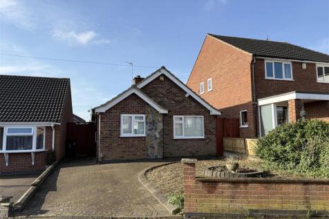 Belvoir Drive East, Aylestone LE2 2 bed detached bungalow for sale