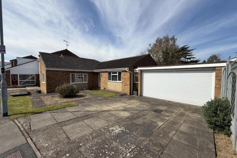 Purbeck Close, Wigston LE18 4 bed detached bungalow for sale
