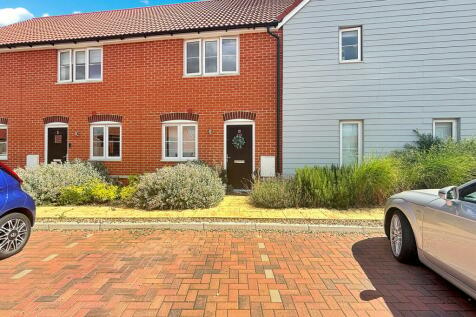 2 bedroom terraced house for sale