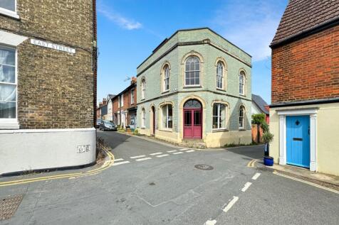 Alma Street, Wivenhoe, Colchester, CO7 4 bed townhouse for sale