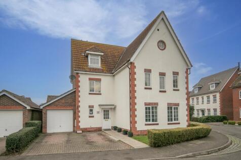 5 bedroom detached house for sale