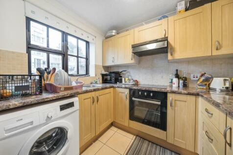 1 bedroom flat for sale