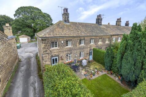 Harrogate Road, Harewood, Leeds 4 bed terraced house for sale