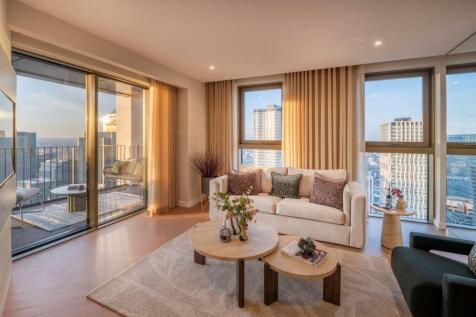 3 bedroom flat for sale