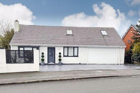 Parsonage Road, Manchester M28 4 bed detached house for sale