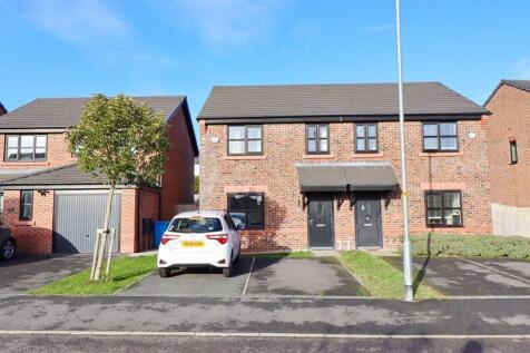 Rolag Crescent, Manchester M27 3 bed semi