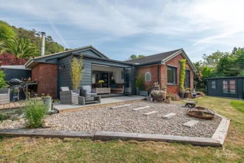 Seven Sisters Close, St. Lawrence... 2 bed detached bungalow for sale