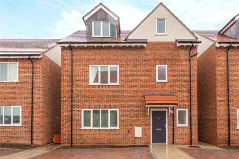 Coudray Mews, Reading RG7 4 bed detached house for sale