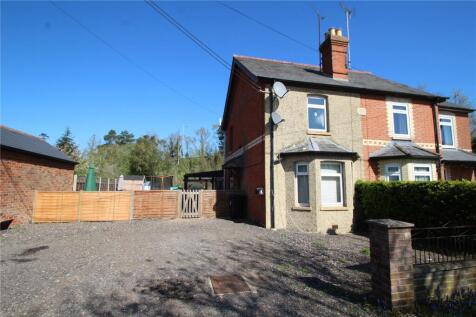 Hartley Court Road, Reading RG7 3 bed semi