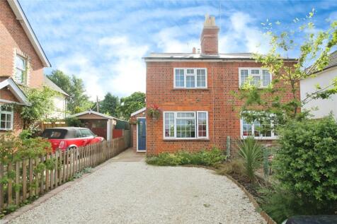 Sunnyside Cottage, Riseley RG7 3 bed semi