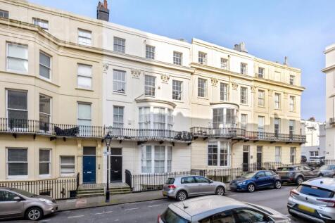 Cavendish Place, Brighton, East... 2 bed flat for sale