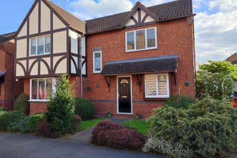 Beach Close Evesham WR11 1GH 4 bed detached house for sale