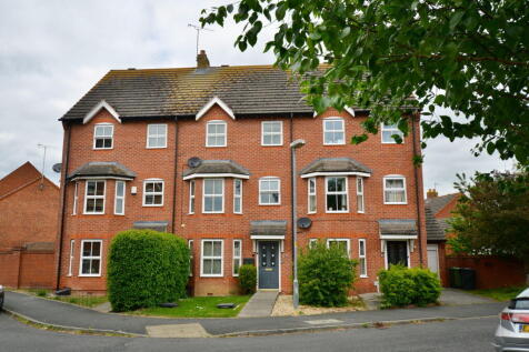4 bedroom terraced house for sale