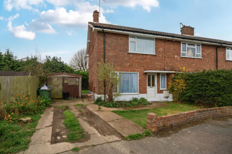 Hall Pond Way, Felixstowe, Suffolk 2 bed end of terrace house for sale