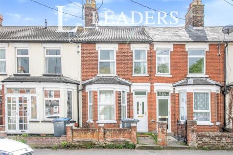 Maidstone Road, Felixstowe, Suffolk 3 bed terraced house for sale