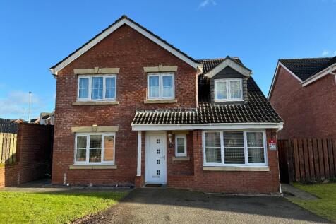 5 bedroom detached house for sale