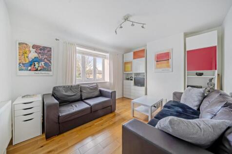 Fordmill Road, Catford, London, SE6 1 bed maisonette for sale