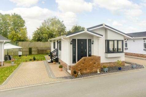 The Grange, Moor Park Lane, Lutterworth 2 bed mobile home for sale