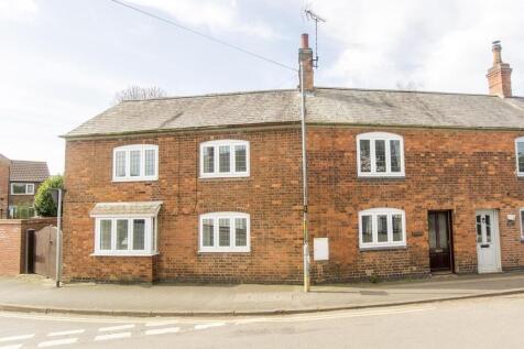 3 bedroom cottage for sale