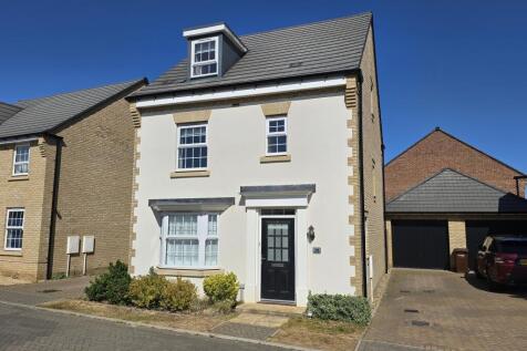 Wexford Way, Bury St. Edmunds, Suffolk 4 bed detached house for sale