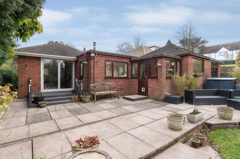 Park Lane, Congleton 3 bed detached bungalow for sale