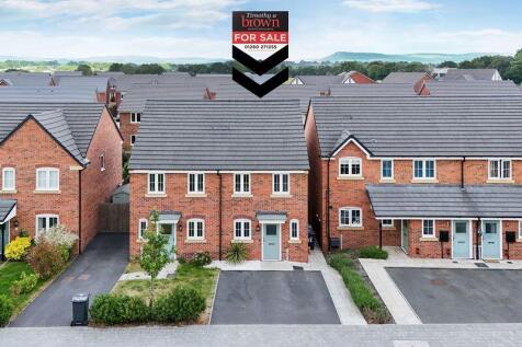 2 bedroom semi-detached house for sale