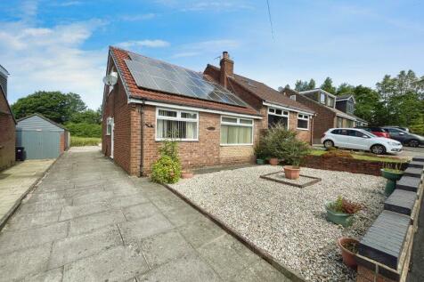 3 bedroom semi-detached bungalow for sale