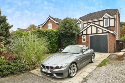 Wrath Close, Bradshaw 3 bed detached house for sale