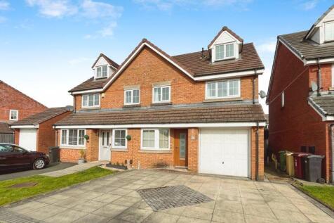 3 bedroom semi-detached house for sale
