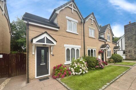 The Mews, Lincoln Road, Heaton, Bolton 2 bed mews for sale