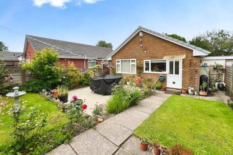 The Walkway, Ladybridge 2 bed detached bungalow for sale