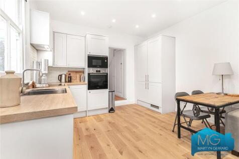 Trinity Road, London, N2 2 bed apartment for sale
