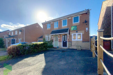 2 bedroom semi-detached house for sale