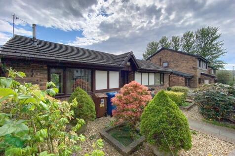 Exchange Street, Darwen 2 bed detached bungalow for sale