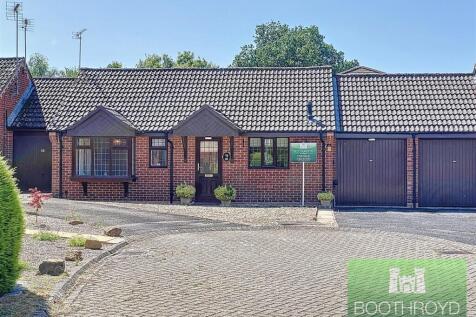 Jacox Crescent, Kenilworth 2 bed detached bungalow for sale