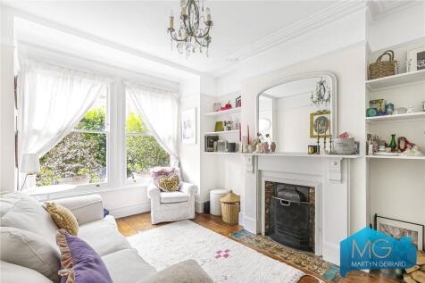 Crescent Road, London, N22 2 bed maisonette for sale